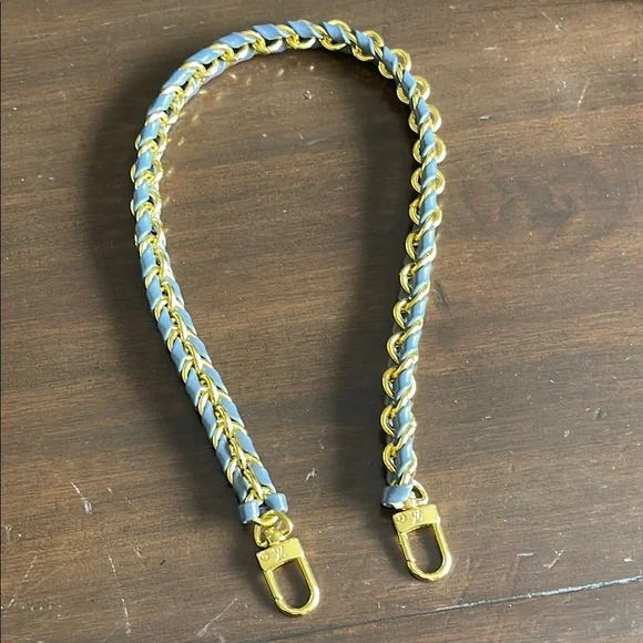 LOUIS VUITTON GREY ALMA TRIANON BB BAG - Picture 10 of 16